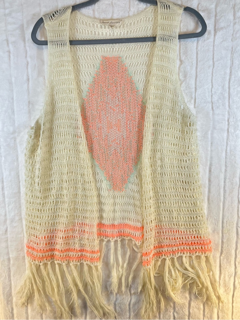 Sweet Journey Boho Open Knit Fringe Vest Size L Cream Coral Geometric Crochet